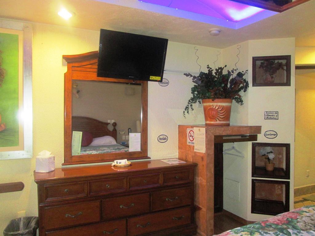 Hotel Real Azteca México DF